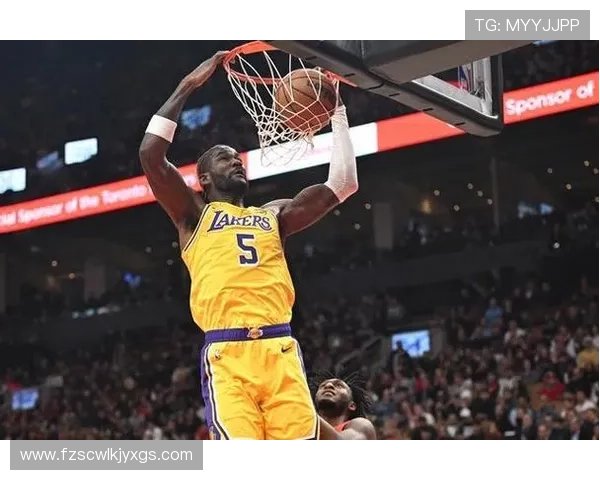 明日湖人对战灰熊伤病情况 里夫斯、埃迪等11人缺席 波普等出战成疑